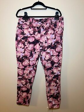 Simply Vera Vera Wang Pink Floral Skinny Jeans Women’s Size 14